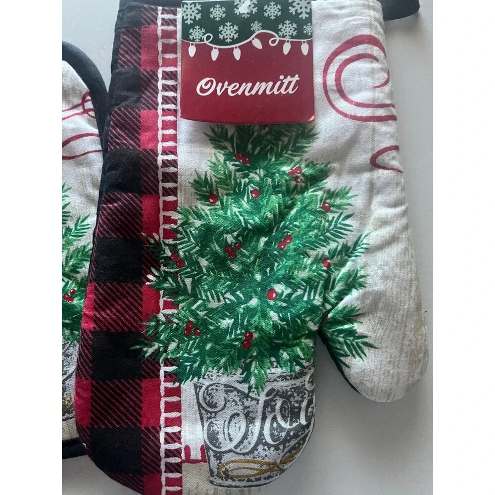 Christmas Tree Oven Mitt Potholder Set of 2 Joy Red Black Buffalo Plaid Winter